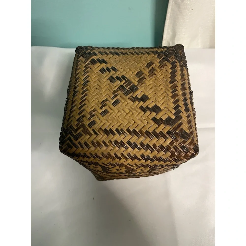 Vintage Handwoven Lidded Basket‎ – Bamboo Storage Box – Boho Decor
